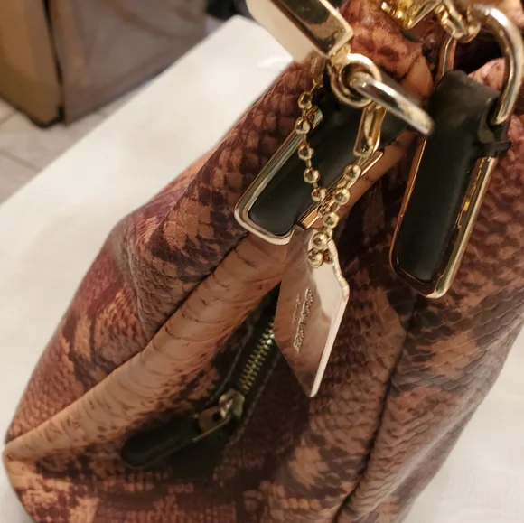 🐍COACH LIMITED EDITION PHOEBE PYTHON LEATHER SHOULDER/TOTE   EUC - Picture 5 of 13